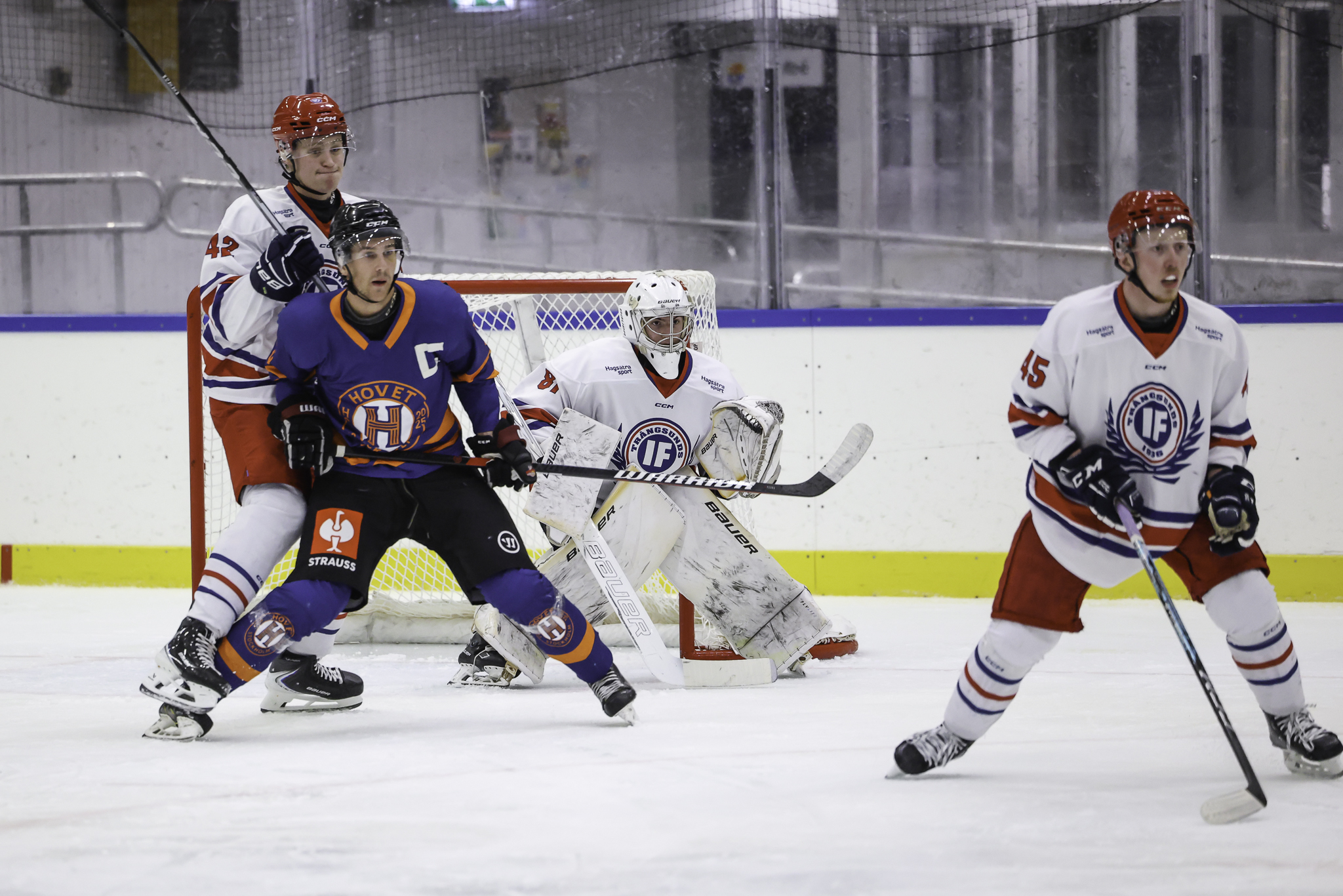 Hovet HC mot Trångsunds IF, seriepremiären 2 oktober 2026 — bild 21